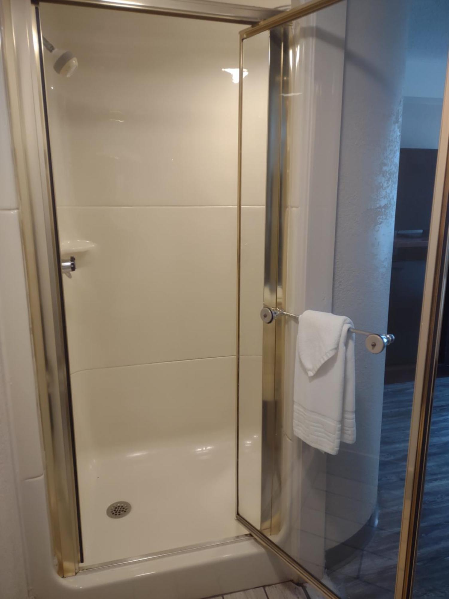 Baymont By Wyndham Flat Rock Hotell Eksteriør bilde