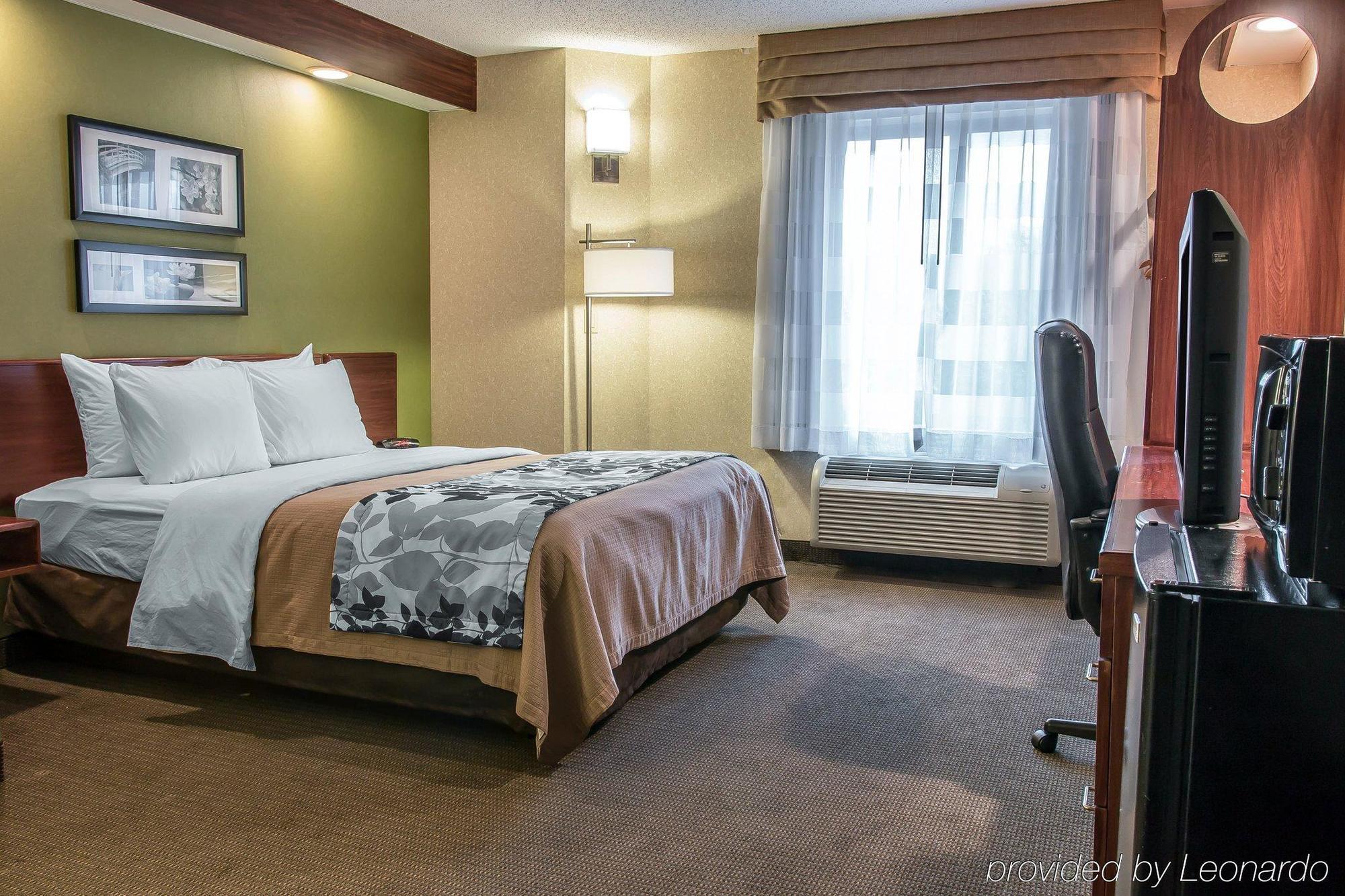 Baymont By Wyndham Flat Rock Hotell Eksteriør bilde
